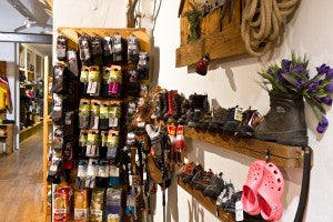 Socken und Schuhe